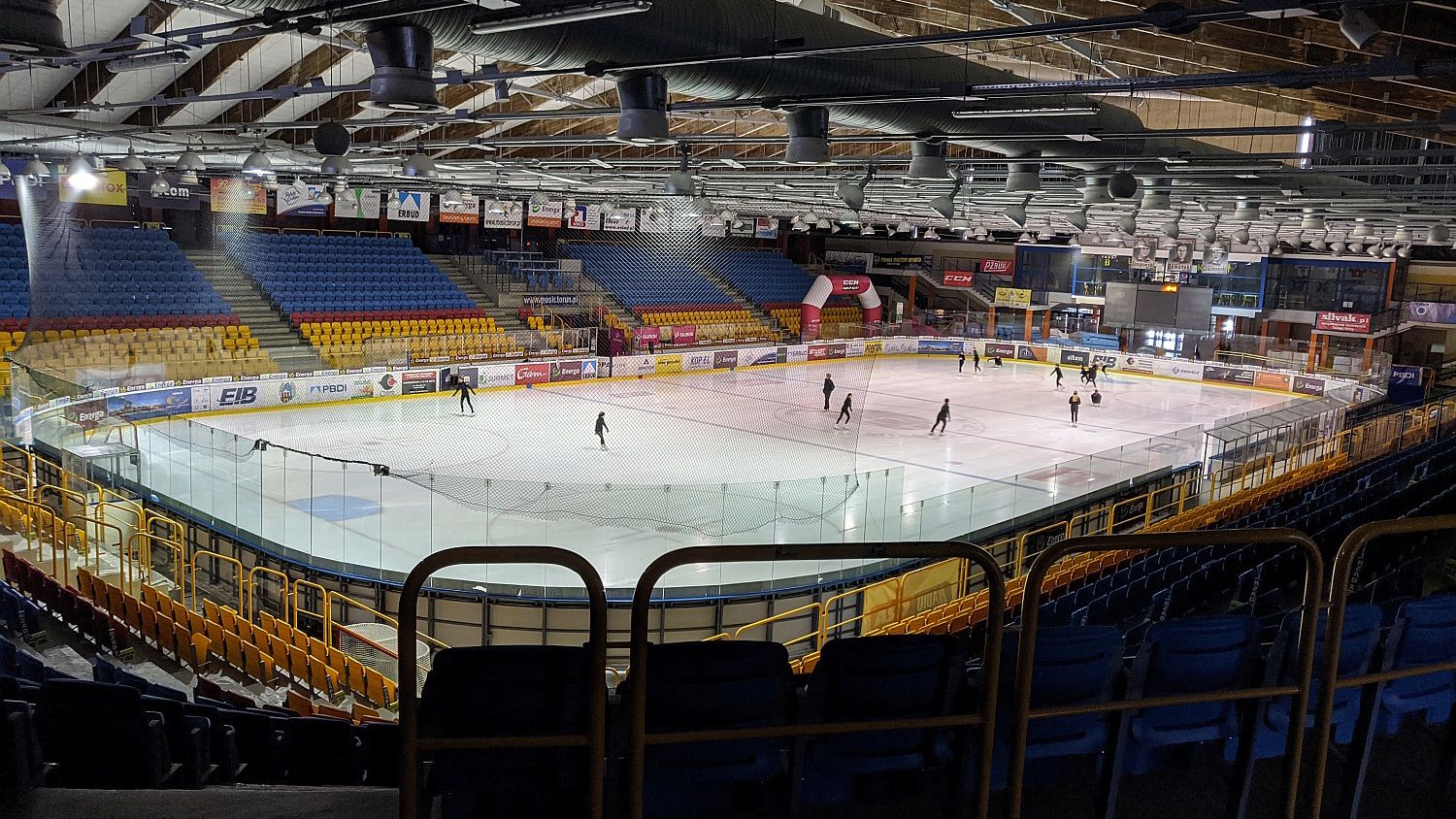 Remont lodowiska Tor-Tor